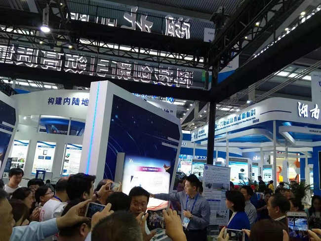 深圳高交會|深奧圖硬科技智能儲運系統(tǒng)引領(lǐng)行業(yè)風(fēng)向標(biāo) 深圳高交會|深奧圖硬科技智能儲運系統(tǒng)引領(lǐng)行業(yè)風(fēng)向標(biāo)